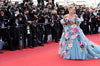This blue dress of Sharon Stone worn in Cannes is breathtaking, according to the press People
