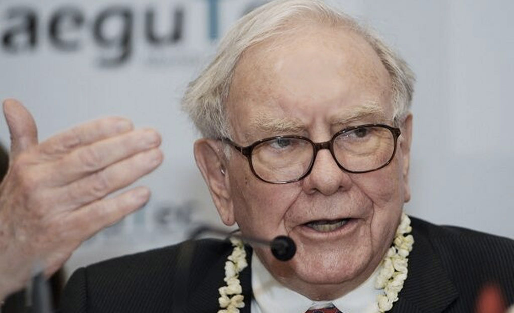 Warren Buffett's fortune passes the $100 billion mark